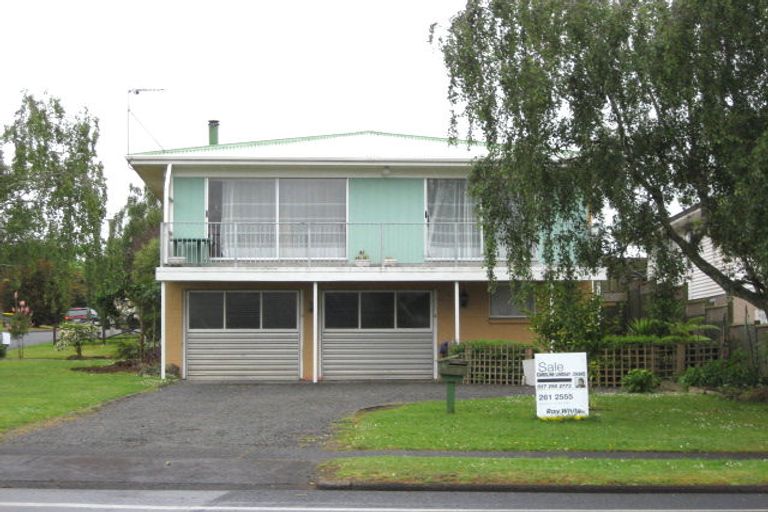 Photo of property in 1/419 Great South Road, Opaheke, Papakura, 2113