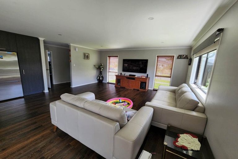 Photo of property in 16 Te Punga Road, Wallaceville, Upper Hutt, 5018