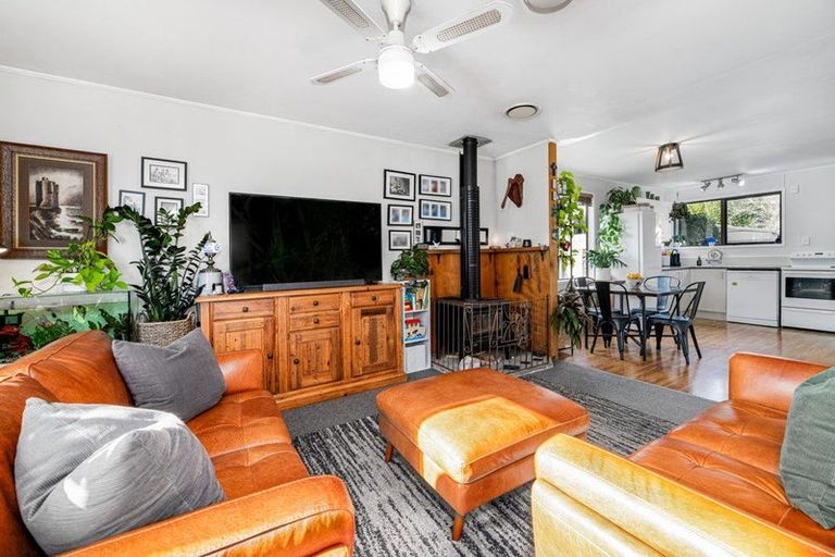 Photo of property in 57 Urlich Drive, Ranui, Auckland, 0612