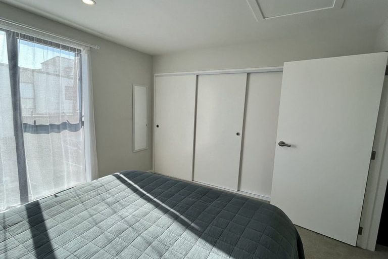 Photo of property in 12 Hinonga Loop, Silverdale, 0932