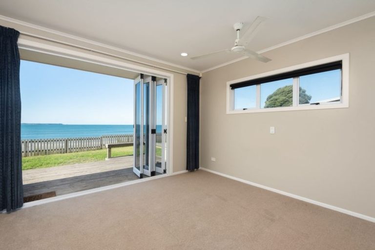 Photo of property in 107 Karewa Parade, Papamoa Beach, Papamoa, 3118