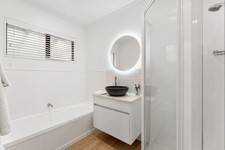 Photo of property in 32 Edgerley Road, Kaipara Flats, Warkworth, 0981