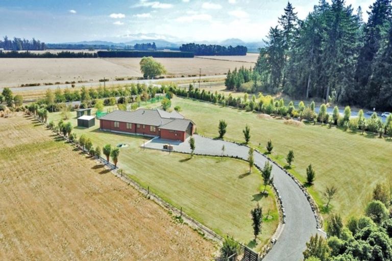 Photo of property in 33 Mchugh Crescent, Darfield, 7510