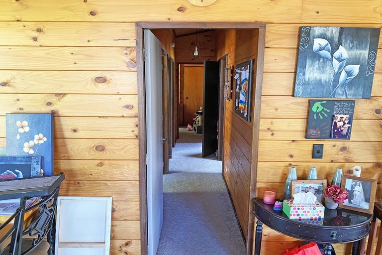 Photo of property in 32 Ryder Place, Kawerau, 3127