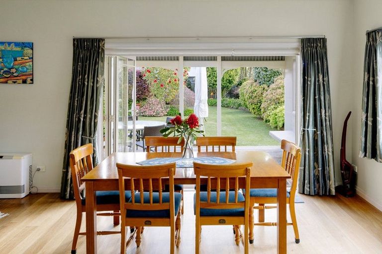 Photo of property in 49 Coleridge Street, Leamington, Cambridge, 3432