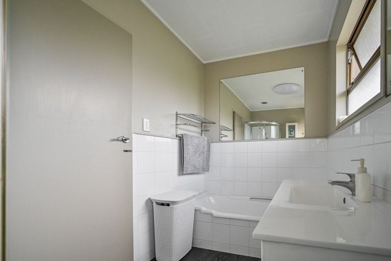 Photo of property in 21 Mchardy Street, Havelock North, 4130