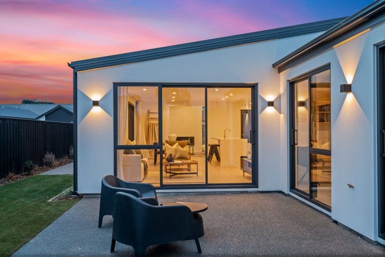 Photo of property in 16 Gingko Lane, Marshland, Christchurch, 8051