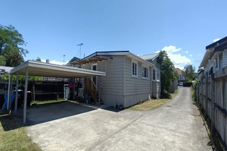 Photo of property in 47 Heretaunga Avenue, Onehunga, Auckland, 1061