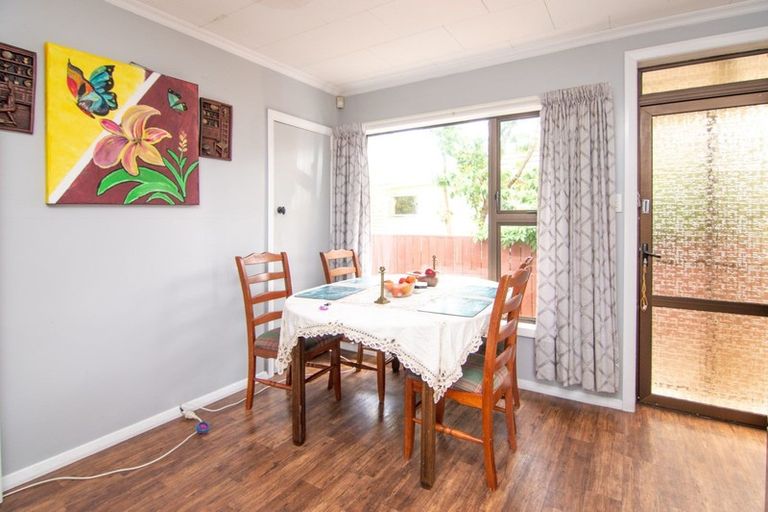Photo of property in 12 Rochester Street, Awapuni, Palmerston North, 4412
