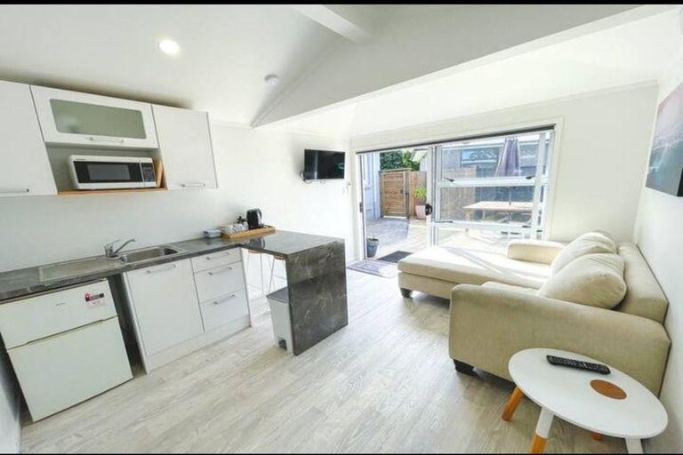 Photo of property in 589a Maunganui Road, Mount Maunganui, 3116