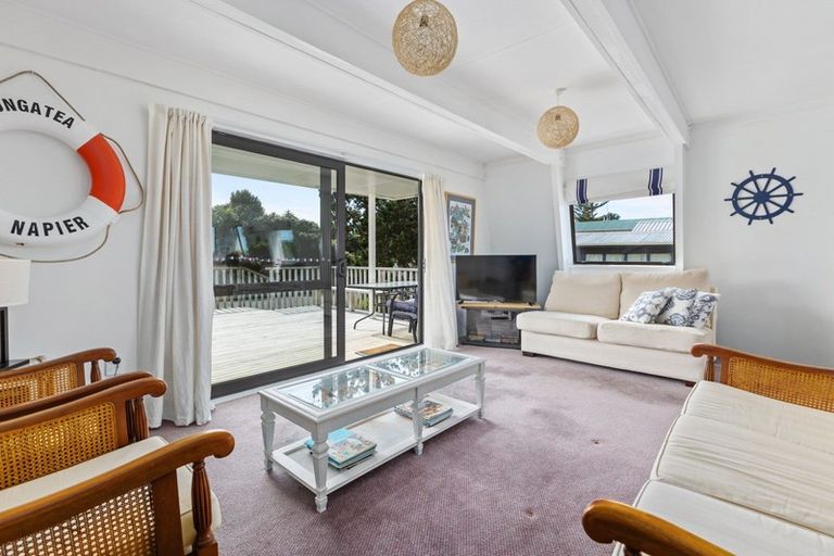 Photo of property in 3 Harapaki Road, Riversdale Beach, Masterton, 5872