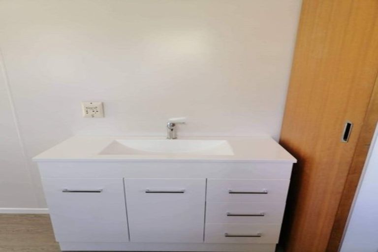 Photo of property in 5 Rennell Street, Frankleigh Park, New Plymouth, 4310