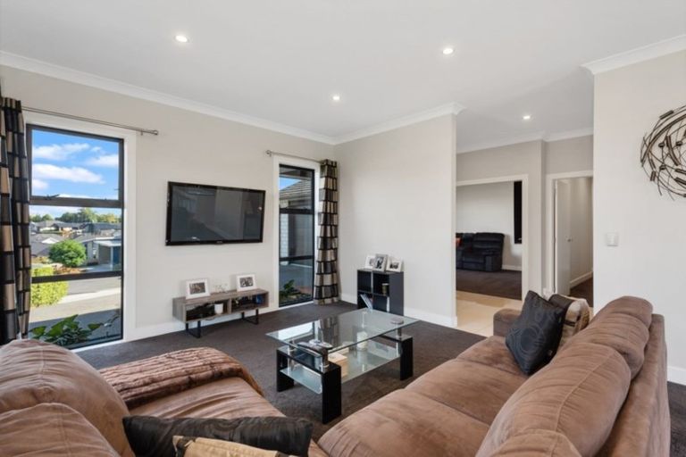 Photo of property in 16 Rigg Place, Flagstaff, Hamilton, 3210