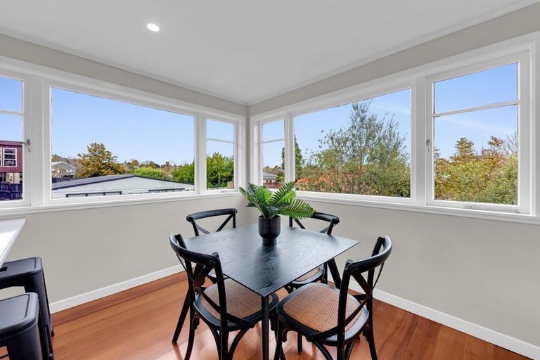 Photo of property in 52 Cambridge Road, Hillcrest, Hamilton, 3216