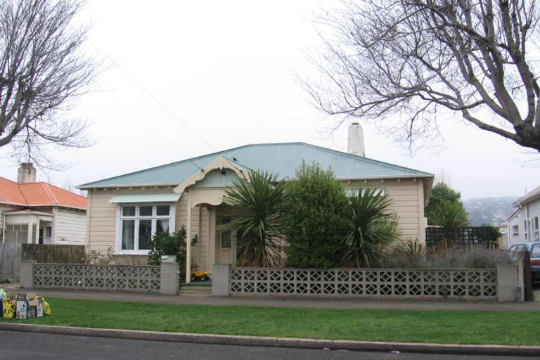 Photo of property in 9 Kirkcaldy Street, South Dunedin, Dunedin, 9012