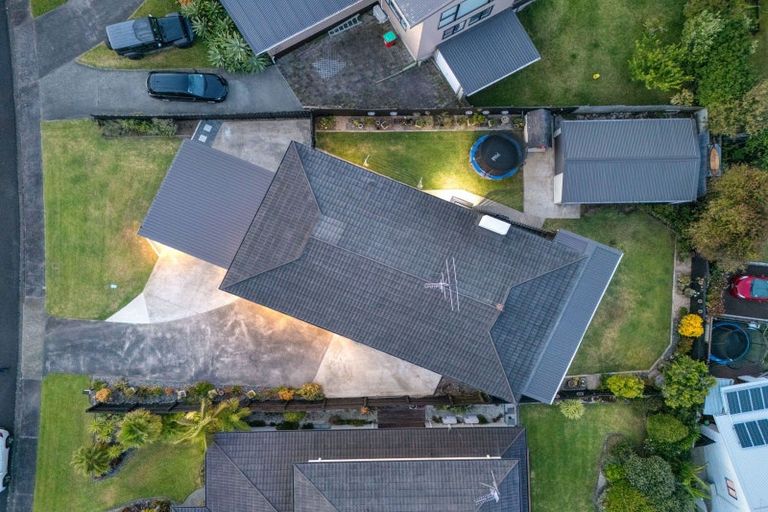 Photo of property in 42 Albatross Road, Red Beach, 0932