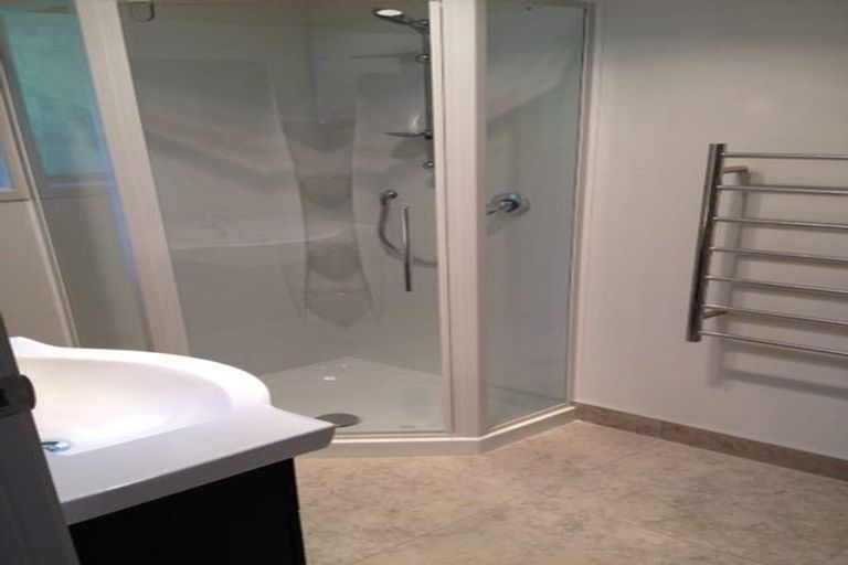 Photo of property in 23 Wilkinson Way, Browns Bay, Auckland, 0630