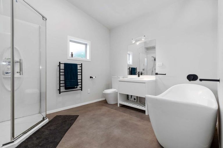 Photo of property in 48 Binns Road, Karioitahi, Waiuku, 2683