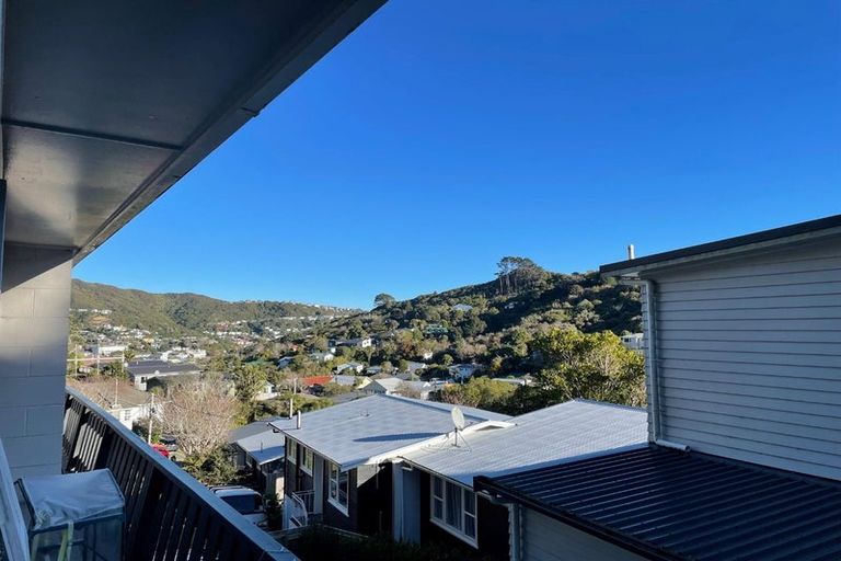 Photo of property in 7 Chaucer Way, Karori, Wellington, 6012