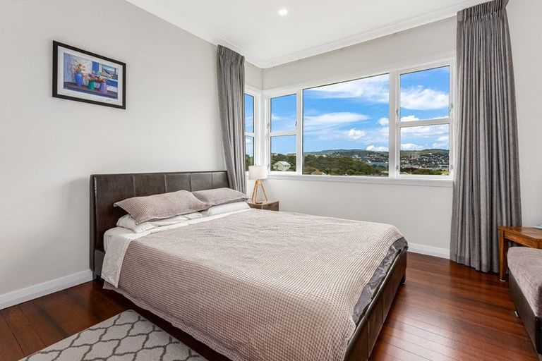 Photo of property in 18 Elphinstone Avenue, Strathmore Park, Wellington, 6022