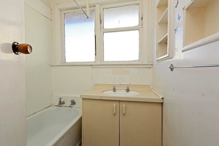 Photo of property in 10 Arbroath Avenue, Flaxmere, Hastings, 4120