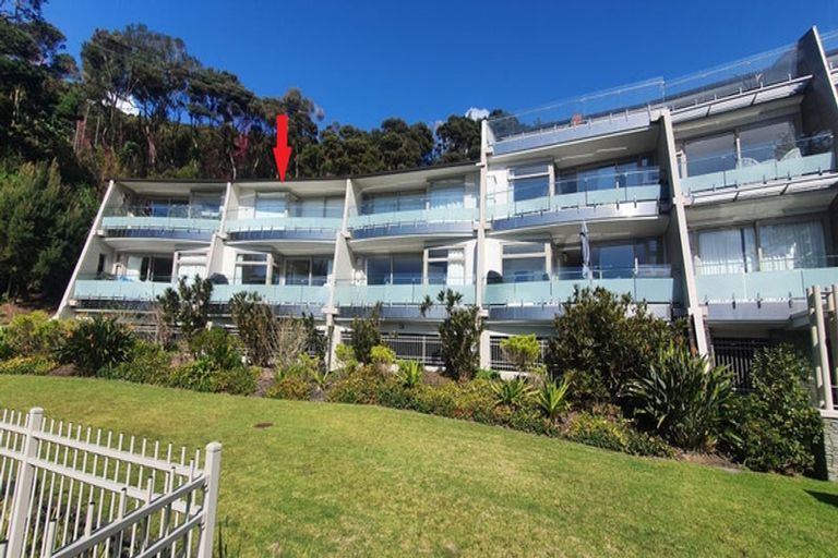 Photo of property in Bridgewater Apartments, 302/7 Te Rangi Cross Road, Paihia, 0200