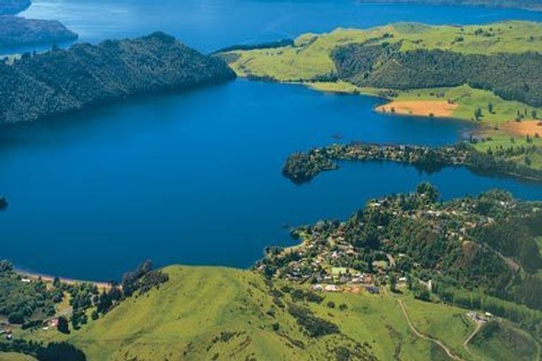 Photo of property in 40 Kohekohe Drive, Owhata, Rotorua, 3010