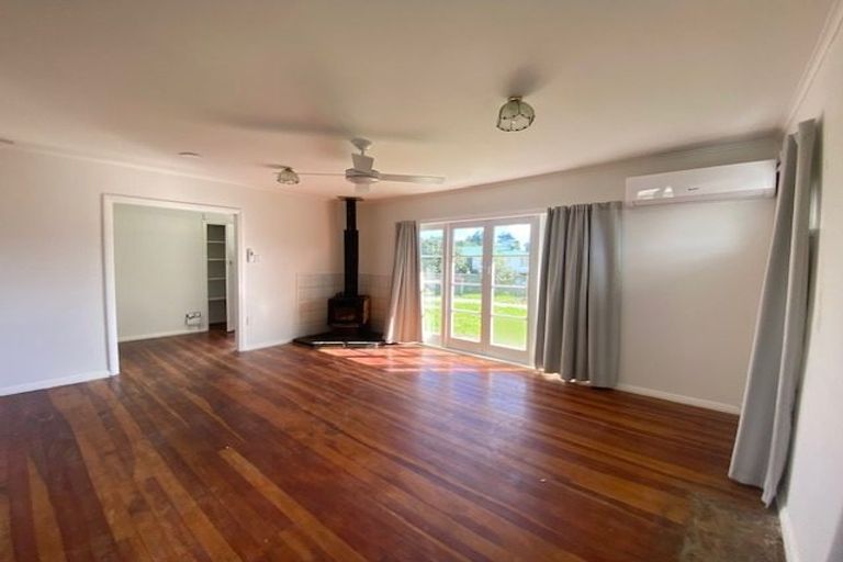 Photo of property in 26 Sutton Crescent, Papakura, 2110