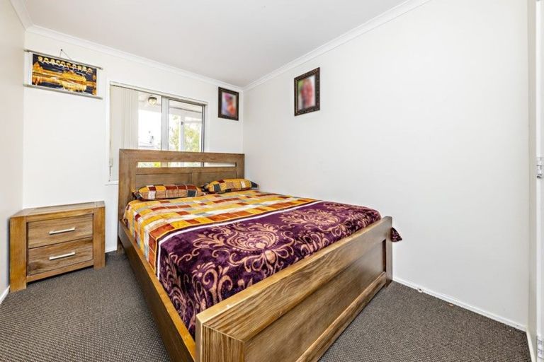 Photo of property in 17b Tawa Crescent, Manurewa, Auckland, 2102