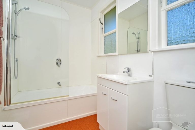 Photo of property in 22 Renall Street, Featherston, 5710