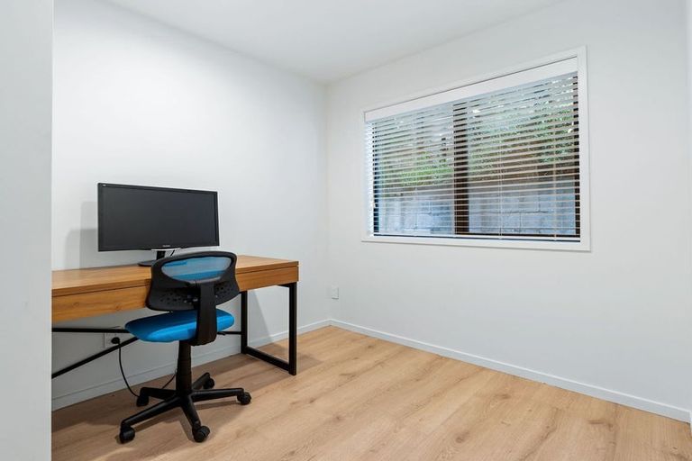 Photo of property in 14a Assisi Street, Mount Pleasant, Christchurch, 8081