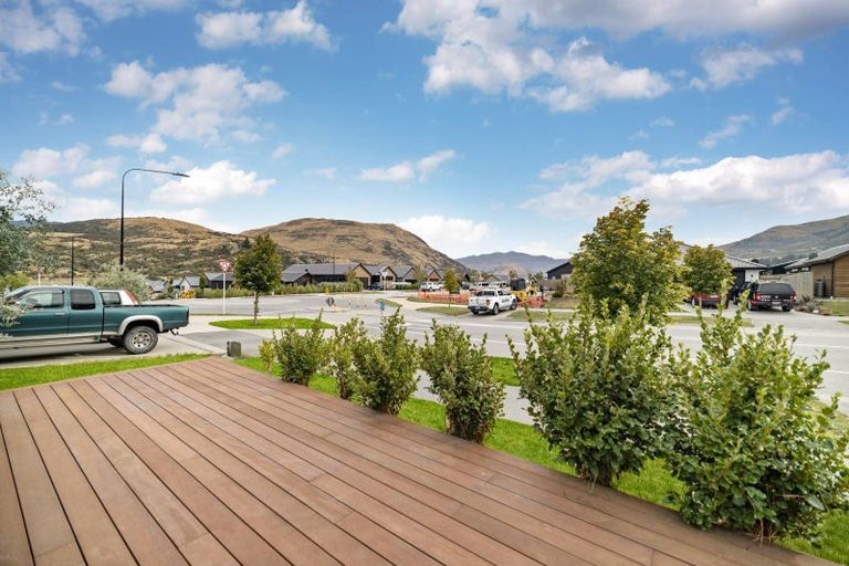 Photo of property in 83 Jack Hanley Drive, Jacks Point, Queenstown, 9371