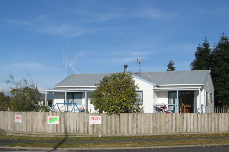 Photo of property in 391 Kahikatea Drive, Dinsdale, Hamilton, 3204