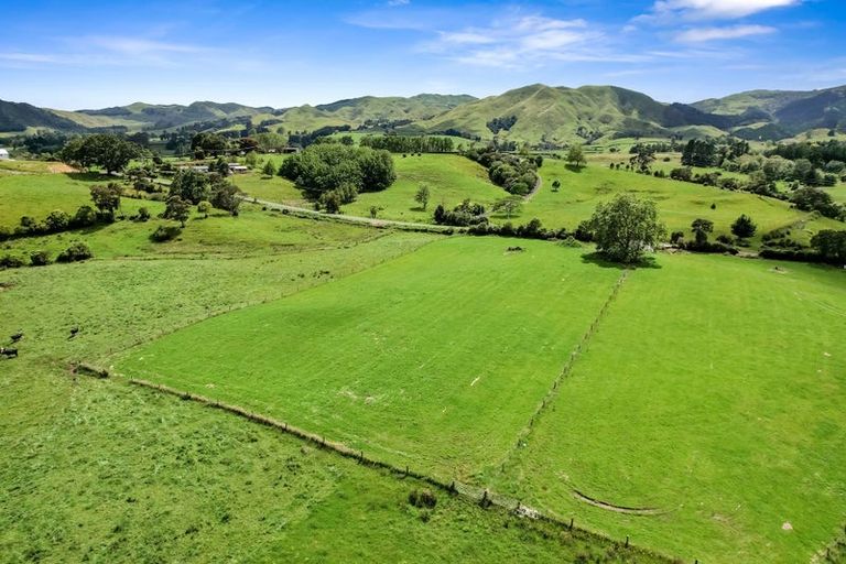 Photo of property in 115 Rawhiti Road, Pukerua Bay, 5026