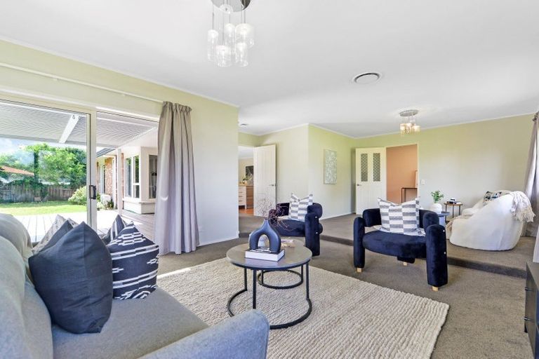 Photo of property in 10 Admiral Crescent, Flagstaff, Hamilton, 3210