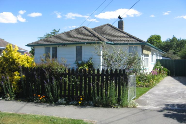 Photo of property in 41 Bellbrook Crescent, Shirley, Christchurch, 8013