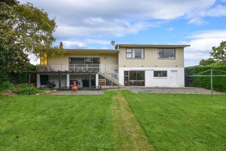 Photo of property in 20 Lynas Street, Outram, 9019