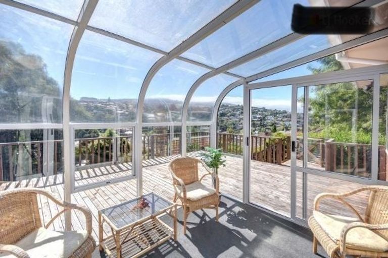 Photo of property in 85 Kaikorai Valley Road, Glenross, Dunedin, 9011