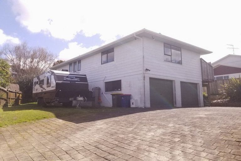 Photo of property in 2 Corric Hill, Torbay, Auckland, 0630