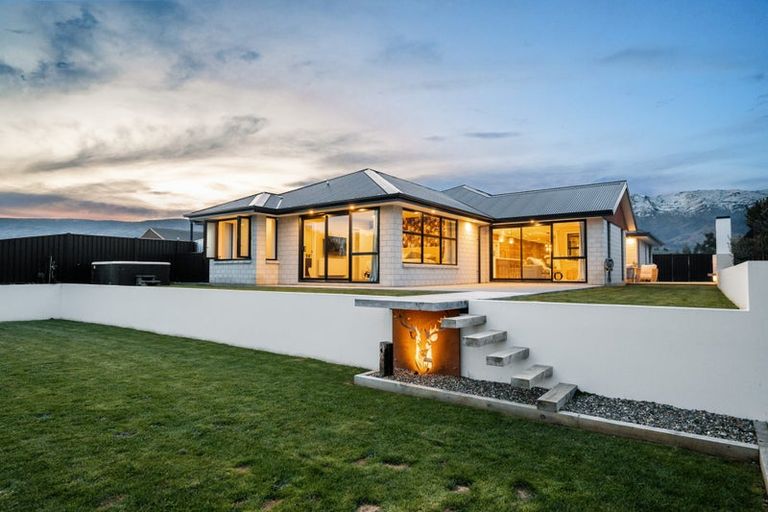 Photo of property in 8 Pegasus Court, Mount Pisa, Cromwell, 9383