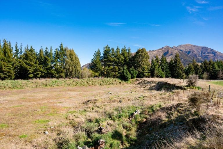 Photo of property in 836 Lake Hawea-albert, Albert Town, Wanaka, 9382