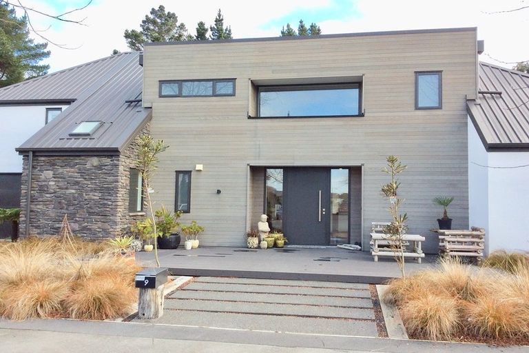 Photo of property in 9 Tanu Place, Parklands, Christchurch, 8083