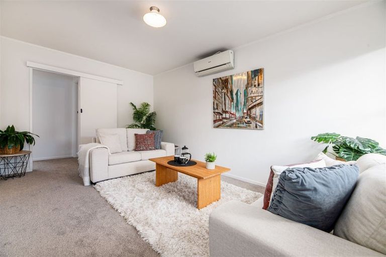 Photo of property in 6/40 Miro Street, New Lynn, Auckland, 0600