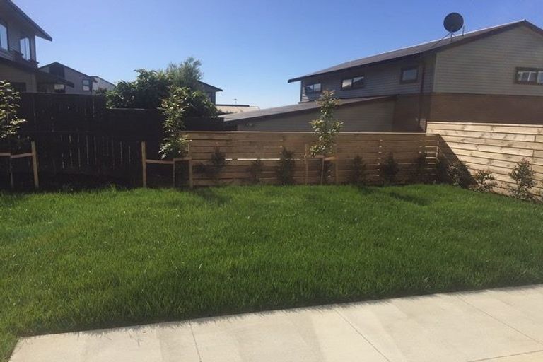 Photo of property in 15 Adamson Road, Flat Bush, Auckland, 2019