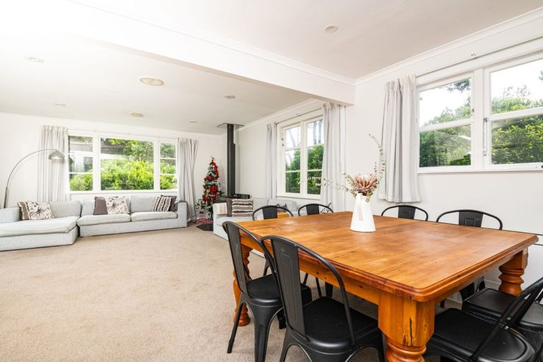 Photo of property in 8 Tui Terrace, Tawa, Wellington, 5028
