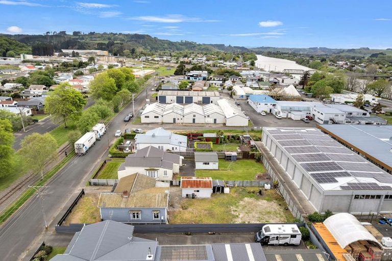Photo of property in 14 London Street, Aramoho, Whanganui, 4500