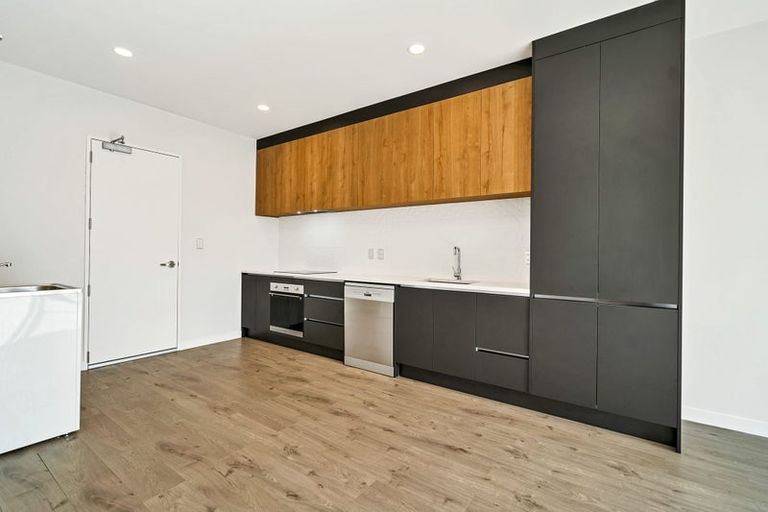 Photo of property in 27 Craigs Way, Hobsonville, Auckland, 0616