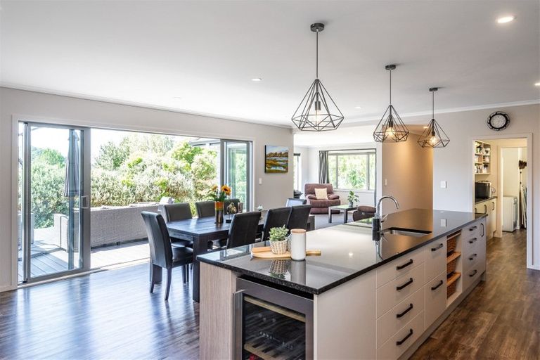 Photo of property in 42 Mahaki Road, Nikau Valley, Paraparaumu, 5032