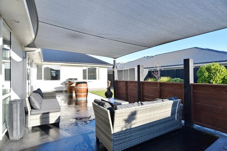 Photo of property in 7 Highgate Drive, Rangiora, 7400