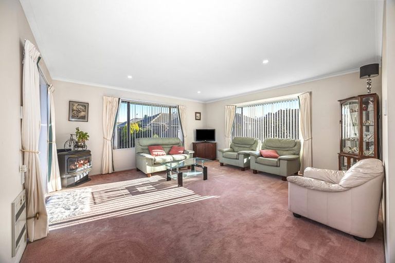 Photo of property in 49 Showgate Avenue, Sockburn, Christchurch, 8042
